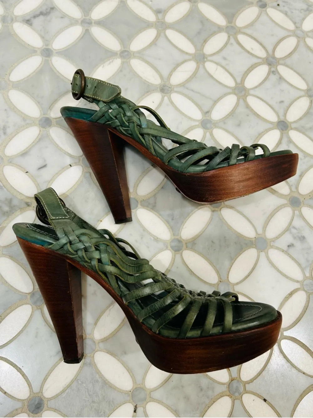 Frye Joy Huarache Platform Sandals Olive Green Leather Wood Heels Boho 9.5 - Picture 6 of 13